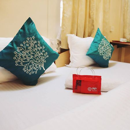 Oyo 946 Royce Studio Apartments Пюн Екстериор снимка