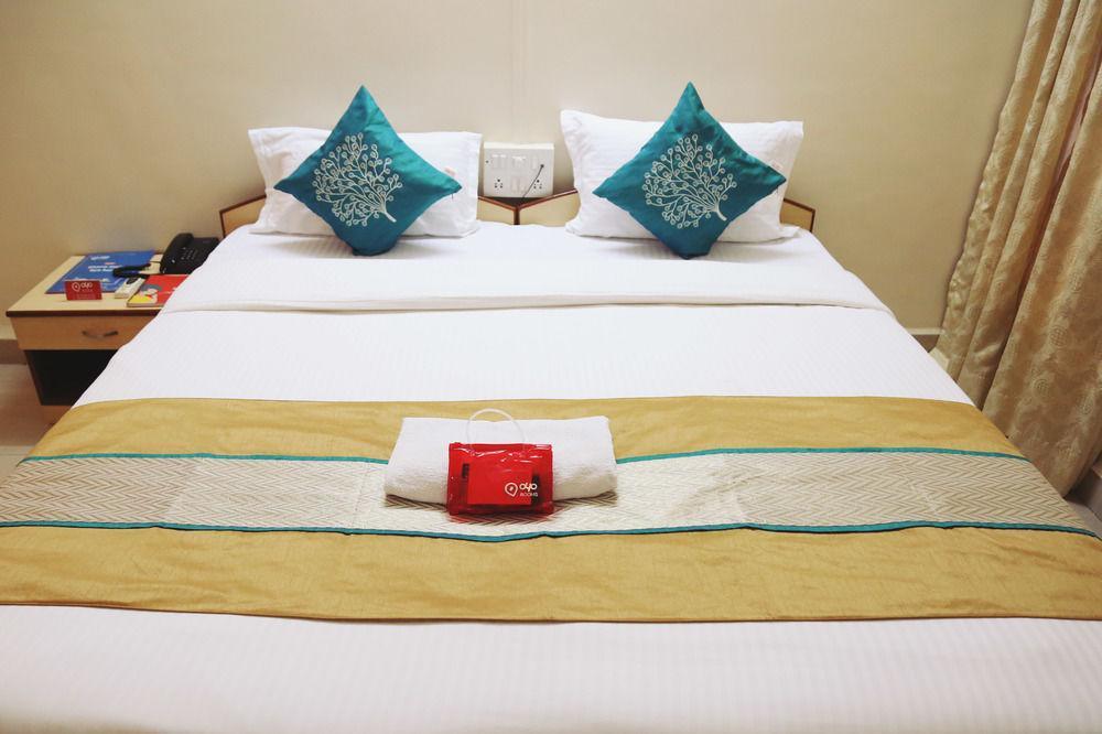 Oyo 946 Royce Studio Apartments Пюн Екстериор снимка