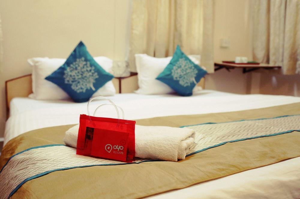 Oyo 946 Royce Studio Apartments Пюн Екстериор снимка