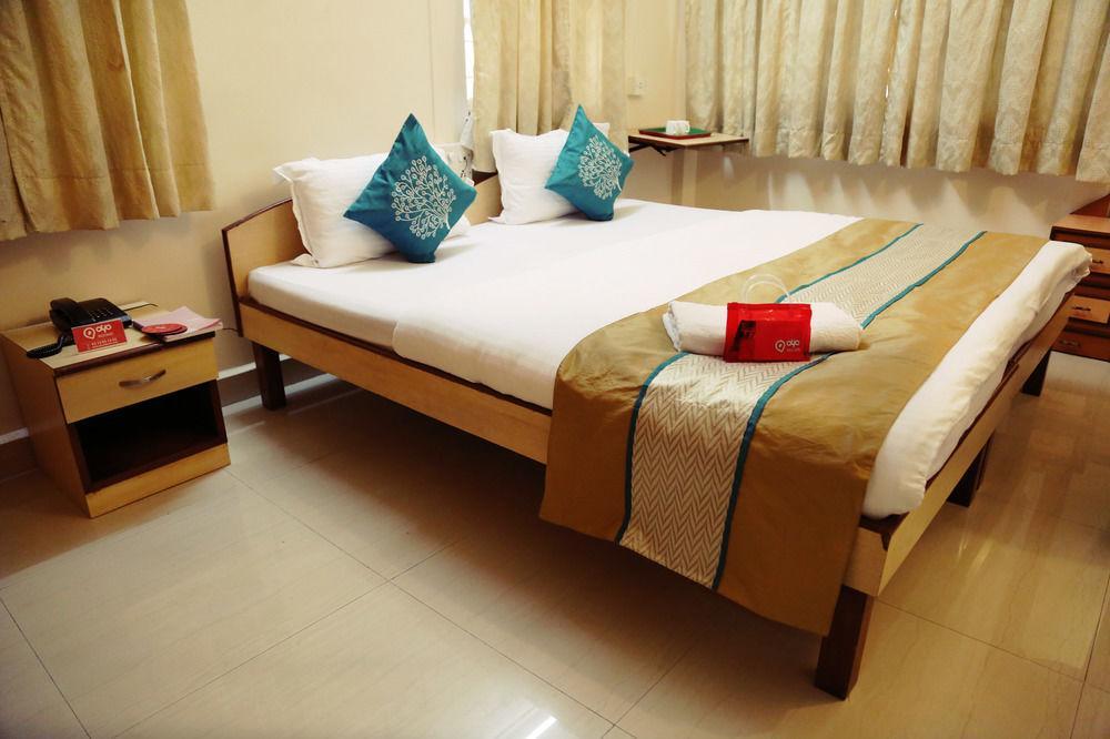 Oyo 946 Royce Studio Apartments Пюн Екстериор снимка